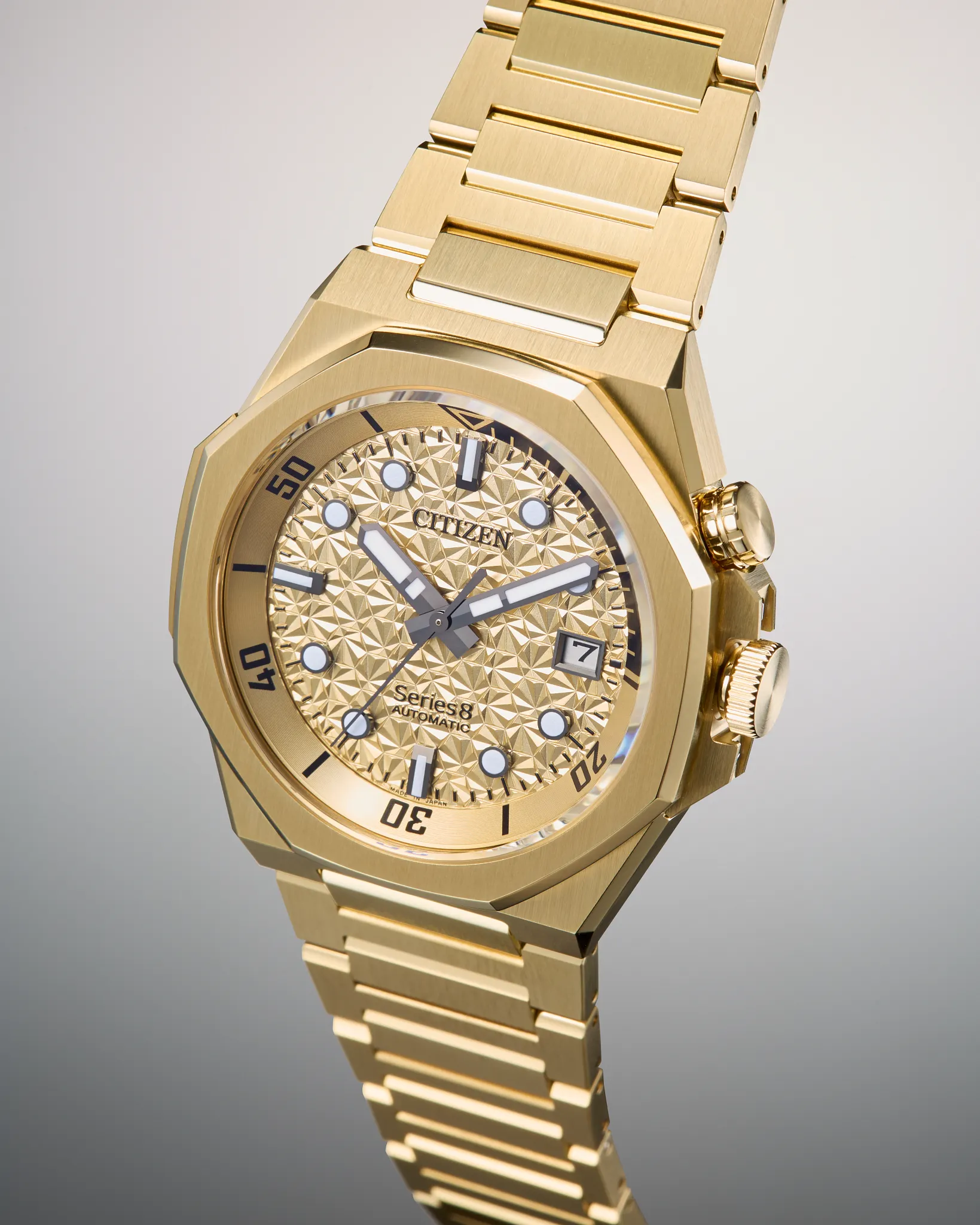 Series8 890 City Lights Gold-Tone Dial Stainless Steel Bracelet